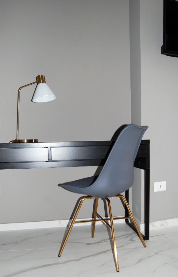 Domus Suite Termoli Luaran gambar